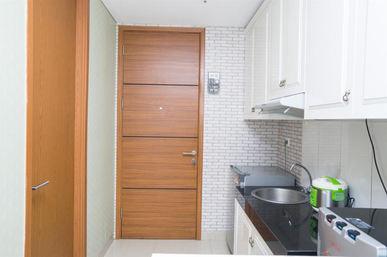 Spacious 1Br Dago Suites Apartment By Travelio Бандунг Экстерьер фото