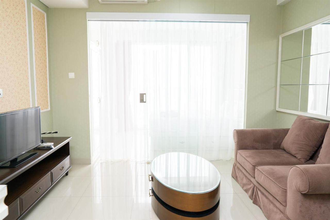 Spacious 1Br Dago Suites Apartment By Travelio Бандунг Экстерьер фото